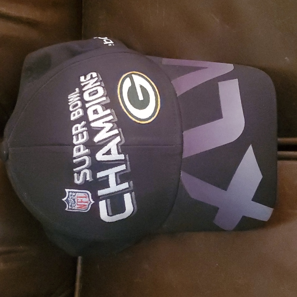 GREEN BAY SUPERBOWL BASEBALL CAP
